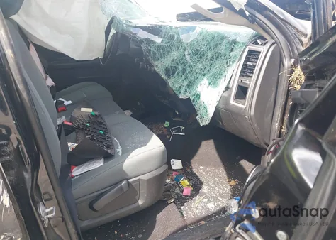 2018 Ram 1500 Express 4X4 6'4 Box z USA, uszkodzony, nr VIN 1C6RR7FG7JS206763